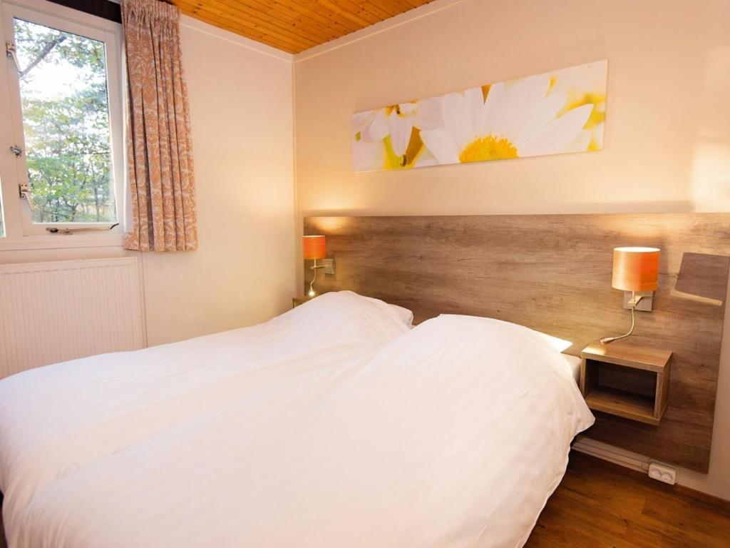 Hôtel Landal Miggelenberg à Hoenderloo Extérieur photo