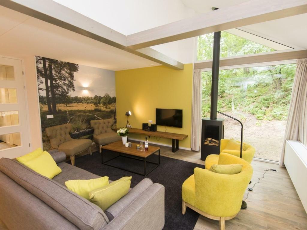 Hôtel Landal Miggelenberg à Hoenderloo Extérieur photo