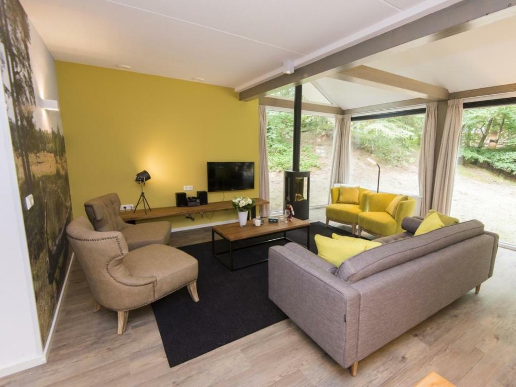Hôtel Landal Miggelenberg à Hoenderloo Extérieur photo